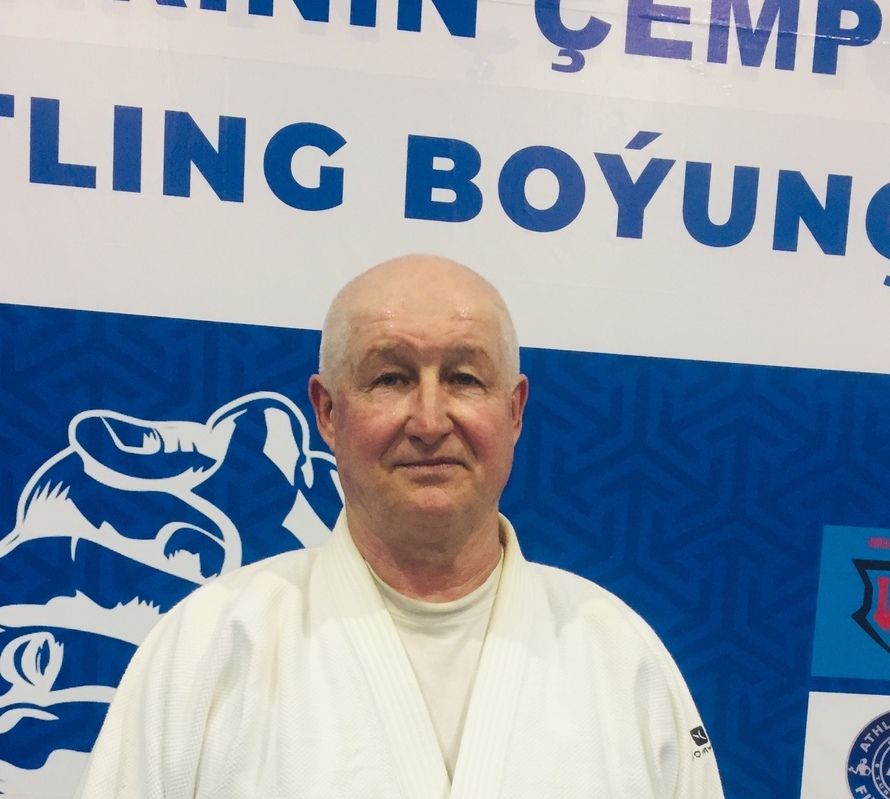 <span style="font-weight: bold;">Сергей Толкачов 3 Дан Eurasia Aikido <span style="font-style: italic;"> Инструктор международного класса, мастер спорта по самбо, тренер представительства Евразия Айкидо в Туркменистане</span></span>